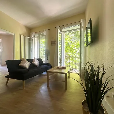 Centre Ville, Grand T3 Avec Balcon